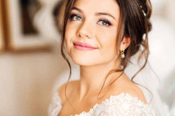 Guide to Achieving Elegant and Natural Bridal Makeup